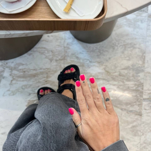 Manicure y pedicure permanente: duración, cuidados y beneficios