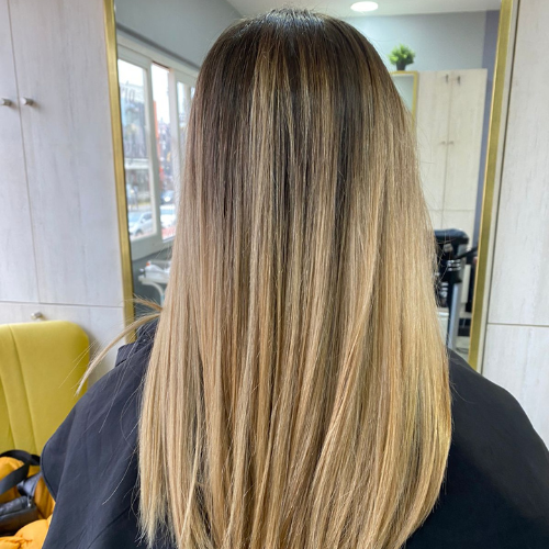 ¿Qué es el baño de color y por qué tu pelo lo agradecerá este invierno?