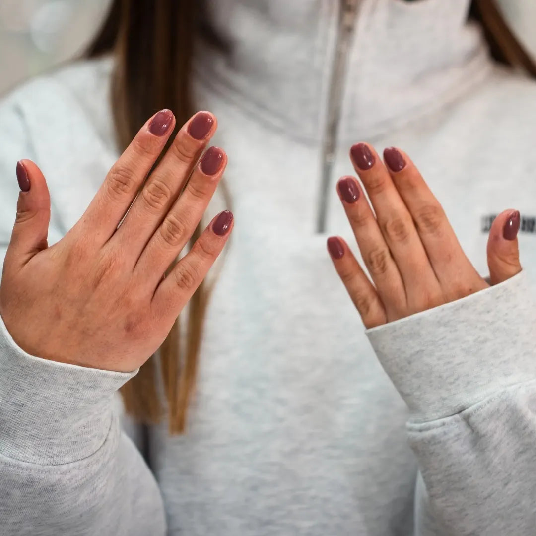 Manicura francesa moderna: 15 diseños, colores y estilos para renovar tus uñas